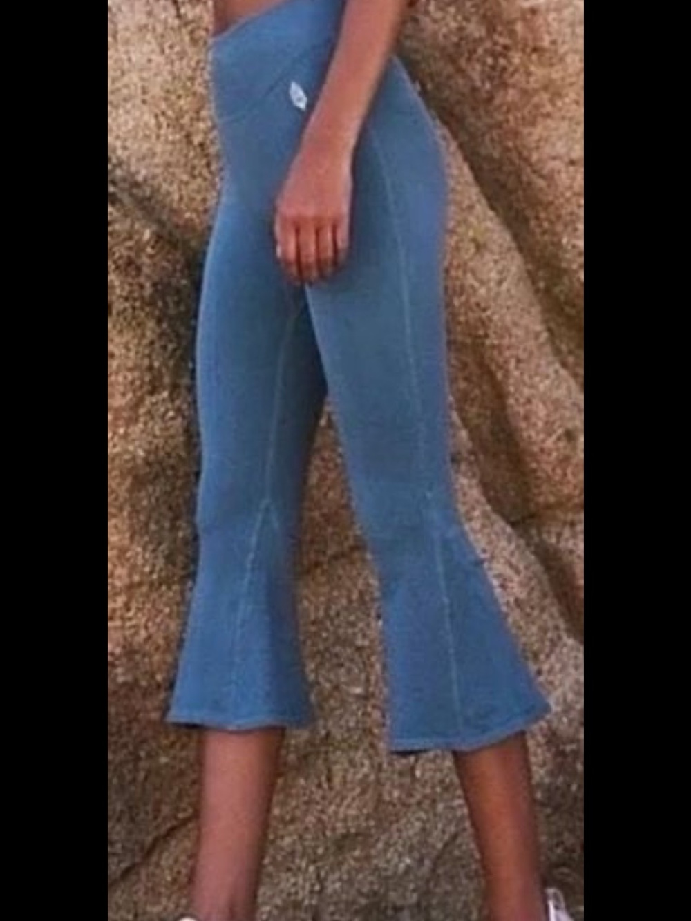 Free People FP Movement Go To Cropped Flares Size xs/small. Color Teal